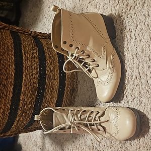 Dollhouse Size 8 Boots